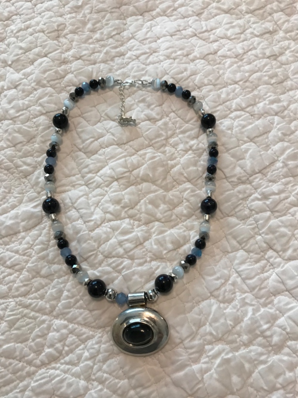 Blue Moonshine: Artisan necklace - Picture 3 of 10